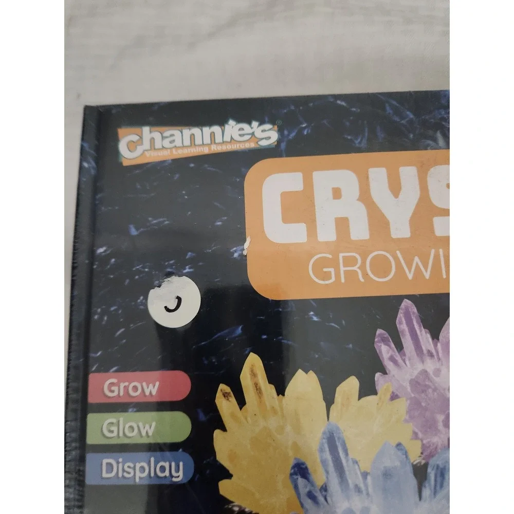 Channies Crystal Growing Lab Science Kit Grow Glow Display Kids Ages 8 Plus NEW